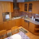 Apartman Spacious For Teams & Families With Balcony, Fast Wifi Near Center Pozsony