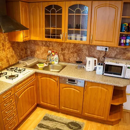 Apartmán Spacious For Teams & Families With Balcony, Fast Wifi Near Center *