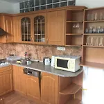 Spacious For Teams & Families With Balcony, Fast Wifi Near Center براتسيلافا
