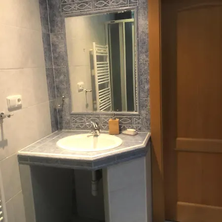 Spacious With A Fireplace In The 브라티슬라바