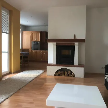 Апартаменты Spacious With A Fireplace In The Братислава