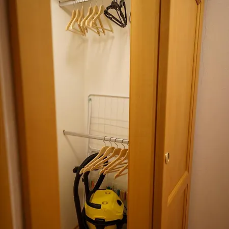 Spacious For Teams & Families With Balcony, Fast Wifi Near Center Appartement *