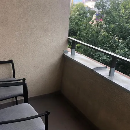 Appartement Spacious For Teams & Families With Balcony, Fast Wifi Near Center *