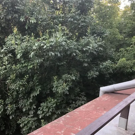 Spacious For Teams & Families With Balcony, Fast Wifi Near Center * Bratislava